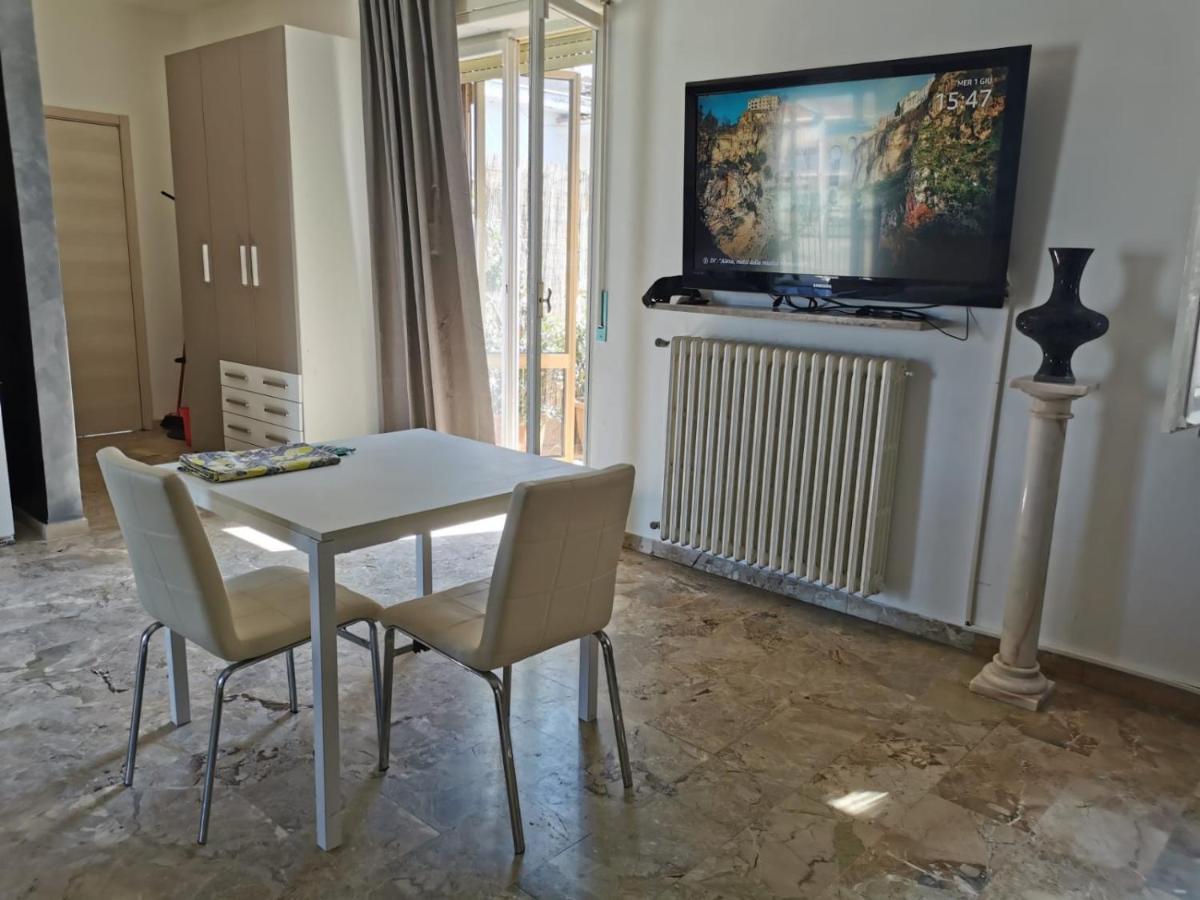 페스카라 La Dimora Degli Artisti B&B 외부 사진